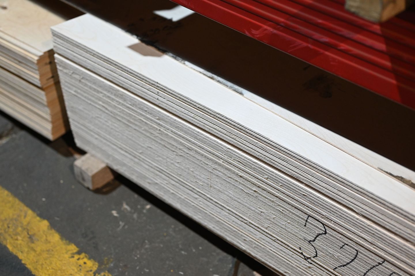 Фанера ФК 3мм 1525х1525мм сорт 4/4 нешлифованная березовая