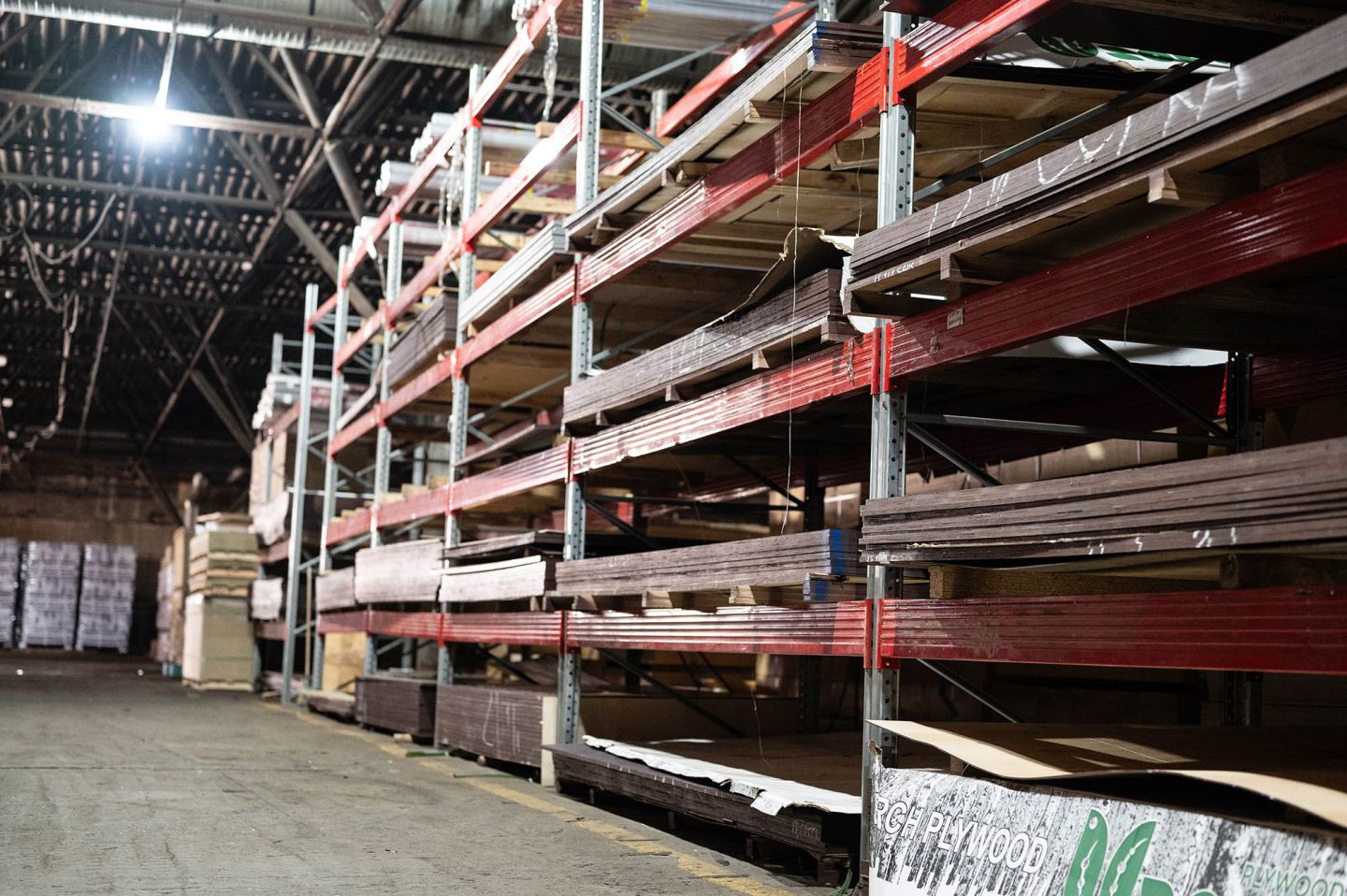 Фанера ФОФ сетчатая 15мм 3000х1500 мм сорт 1/2 березовая