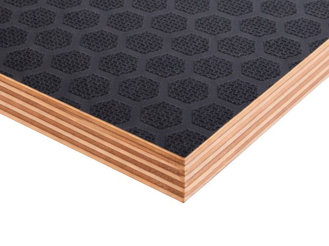 Фанера ФОФ сетчатая 15мм 2500х1250 мм сорт 1/1 березовая 120/120 HEXA