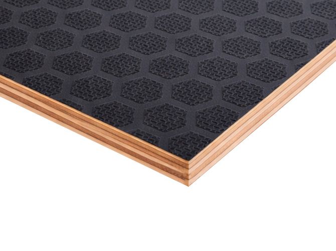 Фанера ФОФ сетчатая 6мм 2500х1250 мм сорт 1/1 березовая 120/120 HEXA