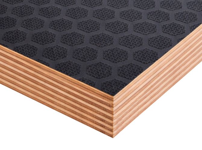 Фанера ФОФ сетчатая 30мм 2440х1220 мм сорт 1/1 березовая 120/120 HEXA